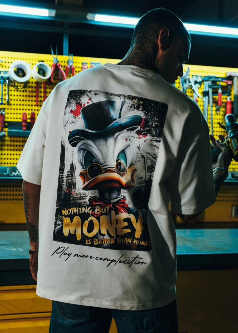 DONALD TEE | OVERSIZED