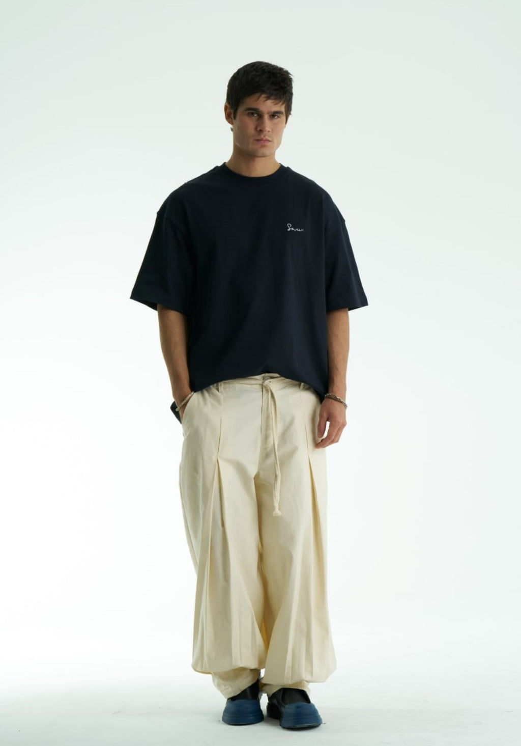 RUG TEE | OVERSIZED