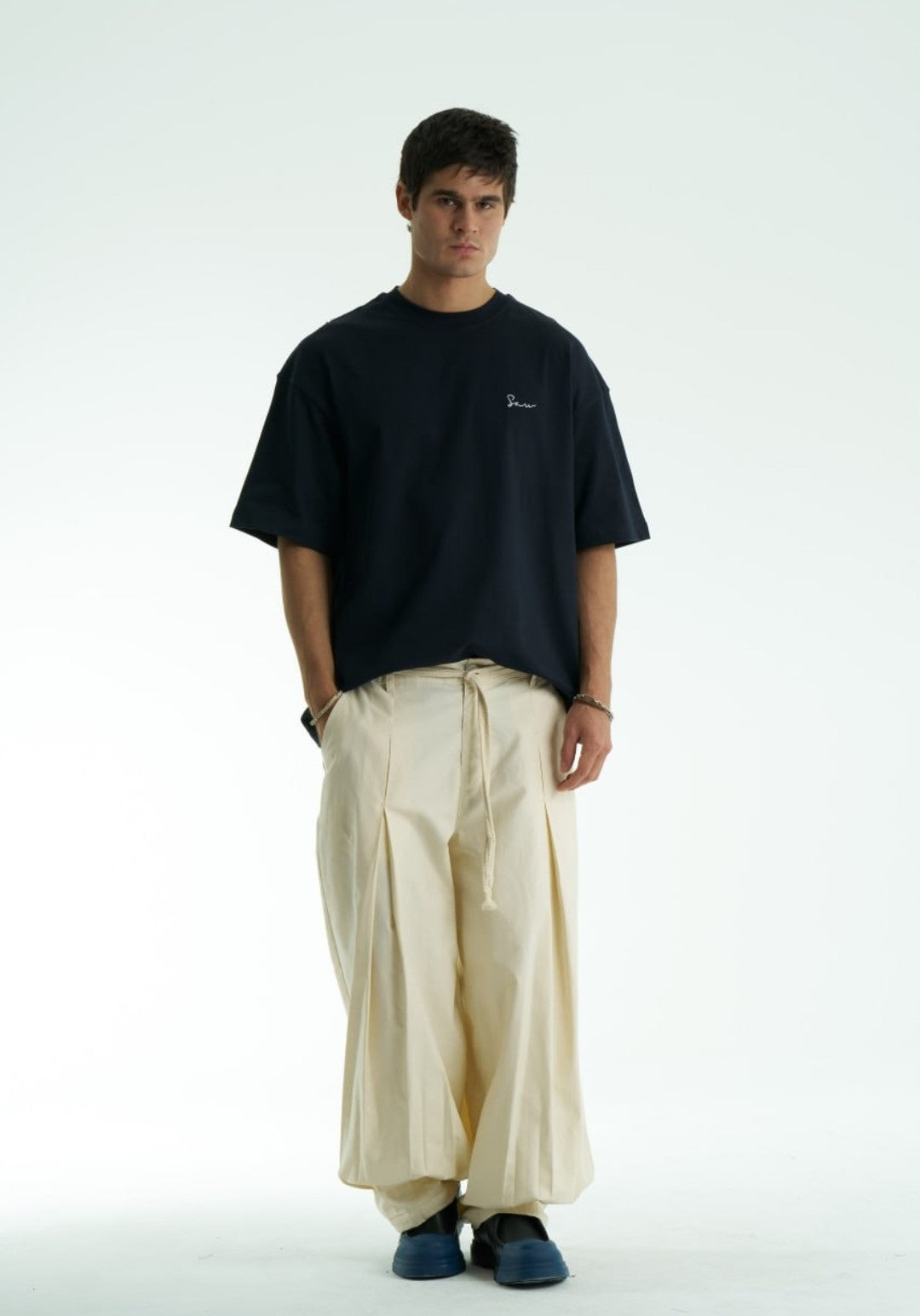 RUG TEE | OVERSIZED
