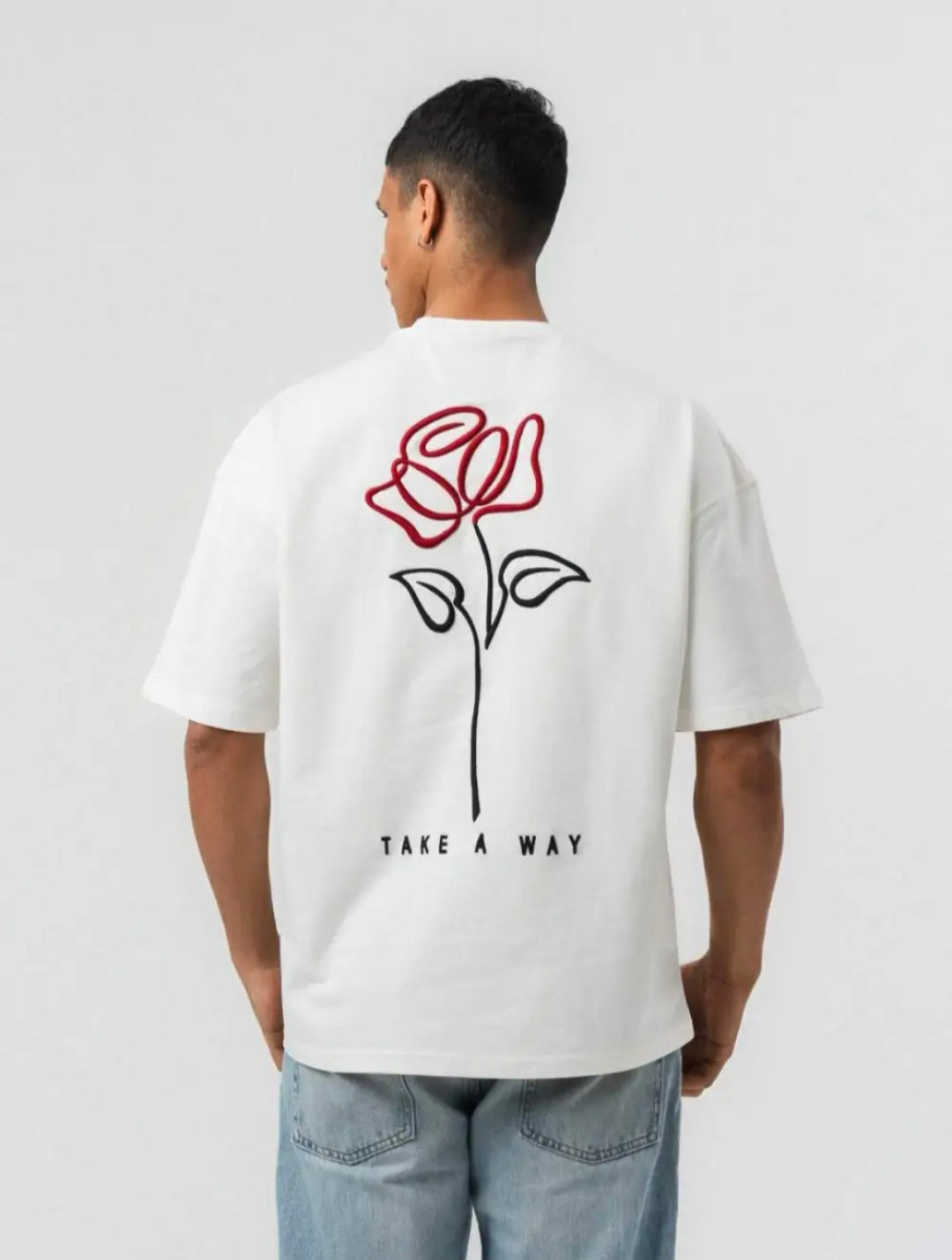 ONE ROSE TEE