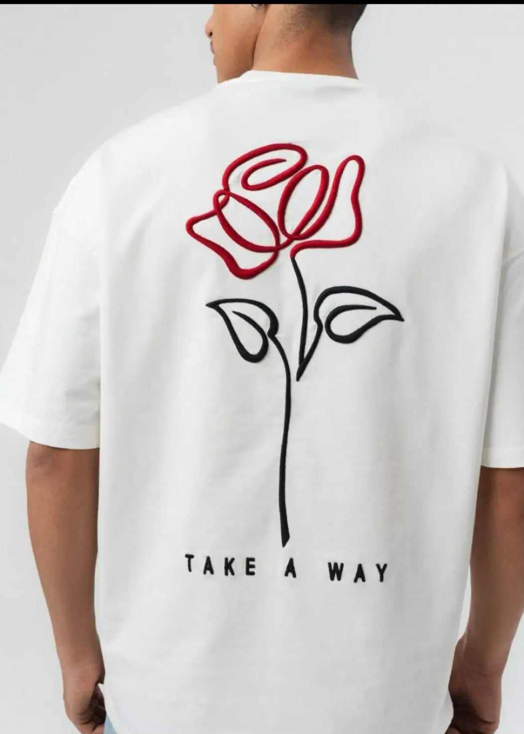 ONE ROSE TEE