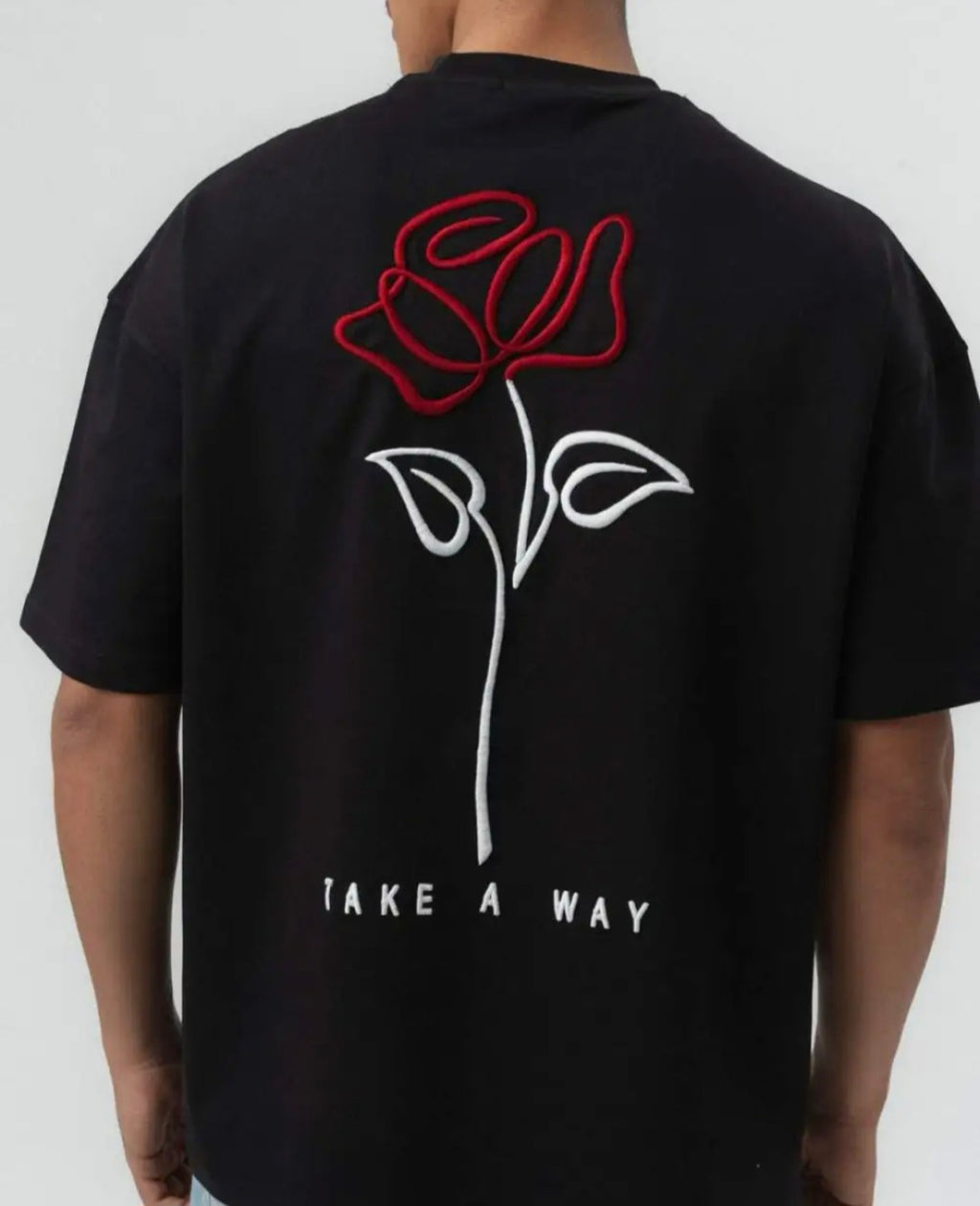 ONE ROSE TEE